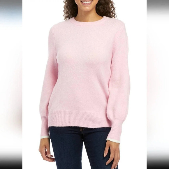 Crown & Ivy Women's Long Sleeve Heart Patch Sweater - Small - Picture 1 of 6